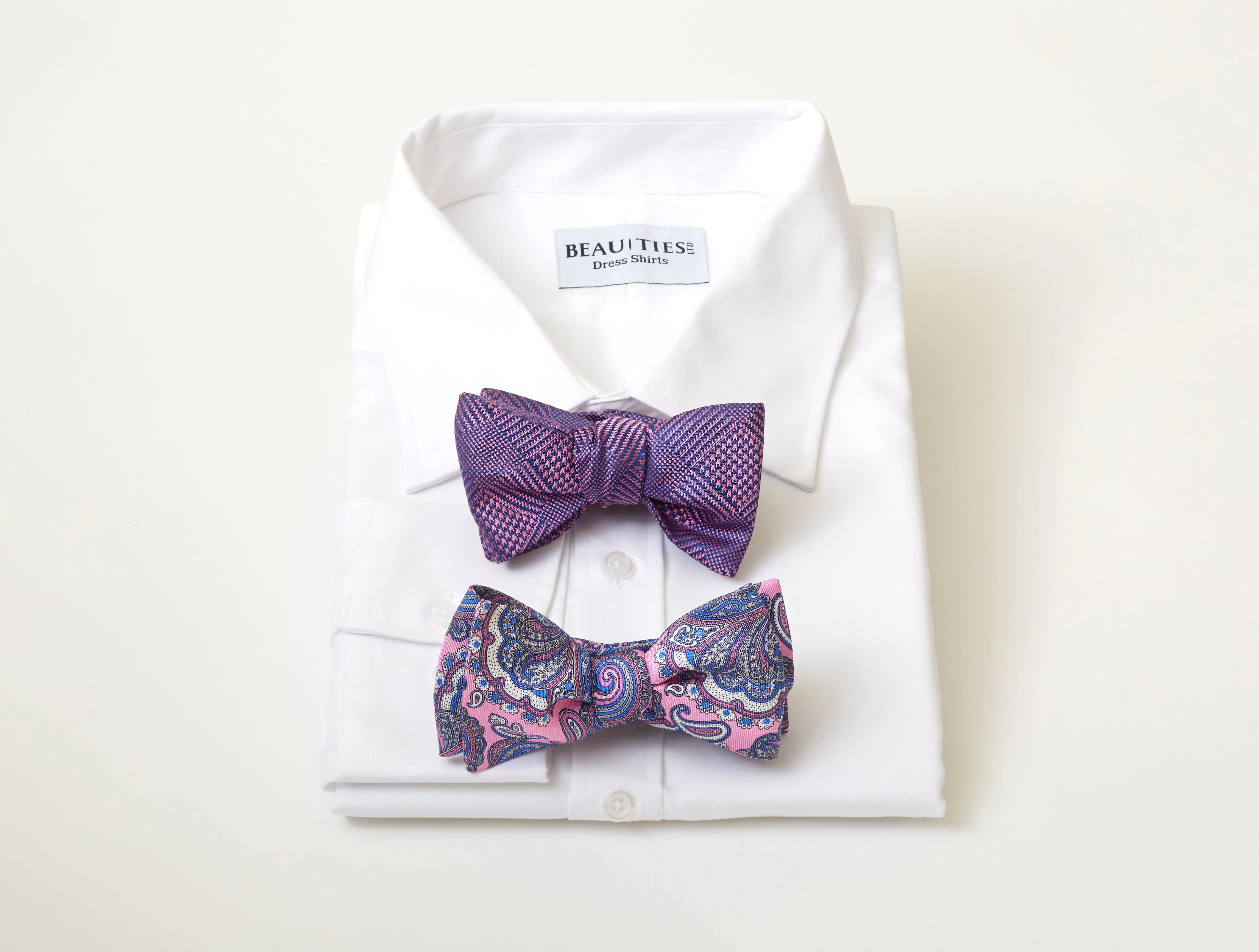 Dentille - bow ties