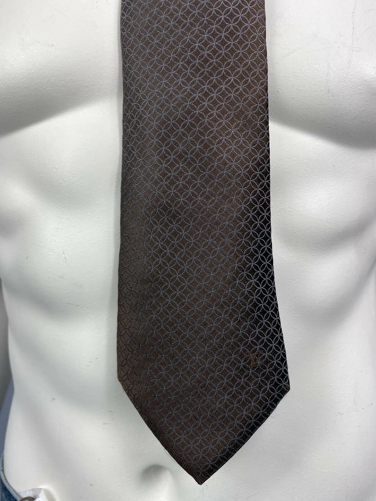 Geometric Pattern Silk Tie