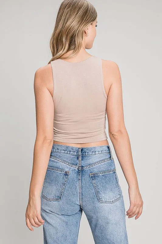 The Nikki Basic Crop